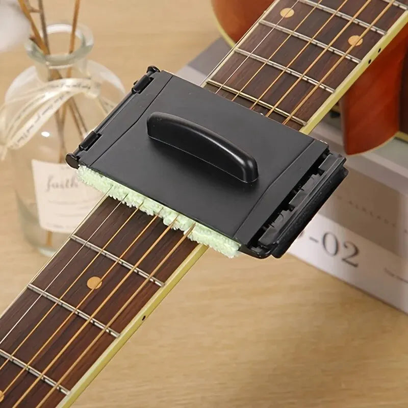 Guitar String Cleaner Clean Fretboard Cloth Tool for Maintenance and Care of Violin, Bass, Ukulele, Electric Guitars